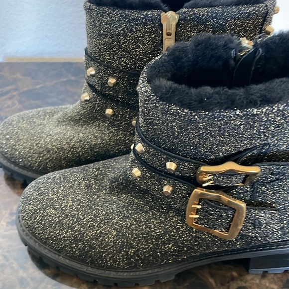NWOT Ross & Snow Stefana Gold Glitter Black Leather Ankle Combat Boots Size 8 - Picture 7 of 13
